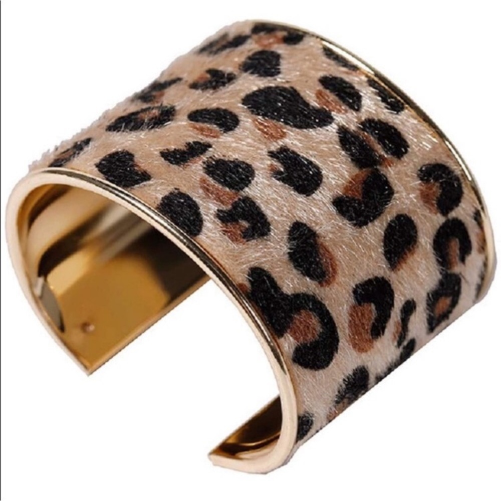 Animal Wrap Bracelet Cowhide 14k gold plated One Size New
